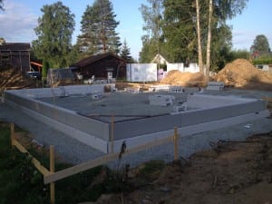 Oppsetning av grunnmur til murhuset for SL 3-Bygg