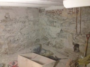 sandblåsing av gammel kjeller
